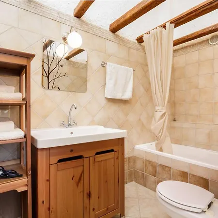Sleeps 8 With Pool And Air Con Villa Halikounas